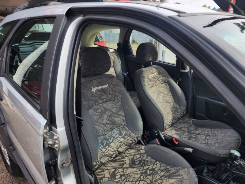 PALIO 1.8 MPI ADVENTURE LOCKER WEEKEND 16V FLEX 4P MANUAL - 2010 - VACARIA