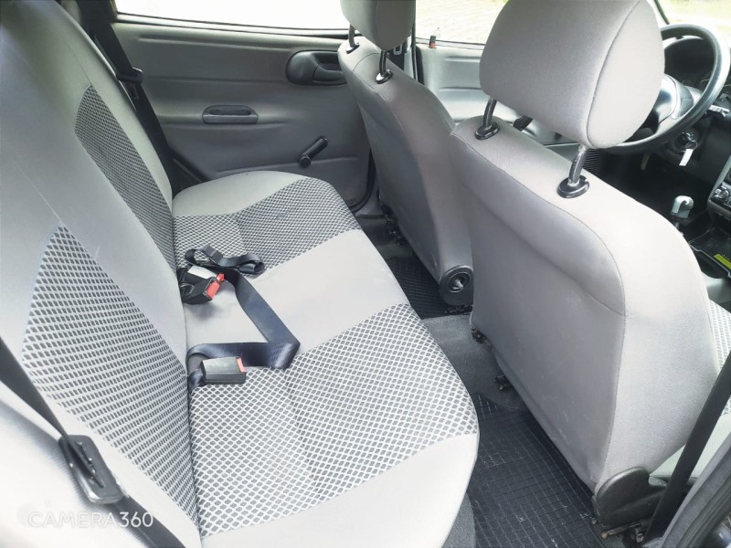 CORSA 1.0 MPFI CLASSIC SEDAN LIFE 8V FLEX 4P MANUAL - 2009 - FARROUPILHA