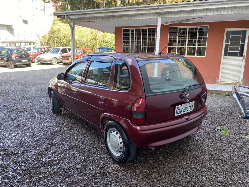 CORSA 1.6 MPFI GL 8V GASOLINA 4P MANUAL - 1997 - CAXIAS DO SUL
