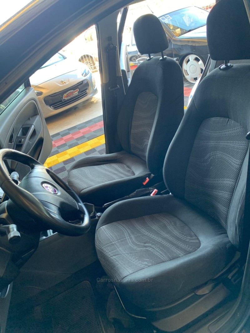 PUNTO 1.4 ATTRACTIVE 8V FLEX 4P MANUAL - 2012 - CAXIAS DO SUL