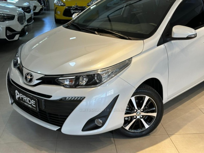 YARIS 1.5 XLS SEDAN 16V FLEX 4P AUTOMÁTICO - 2022 - CAXIAS DO SUL