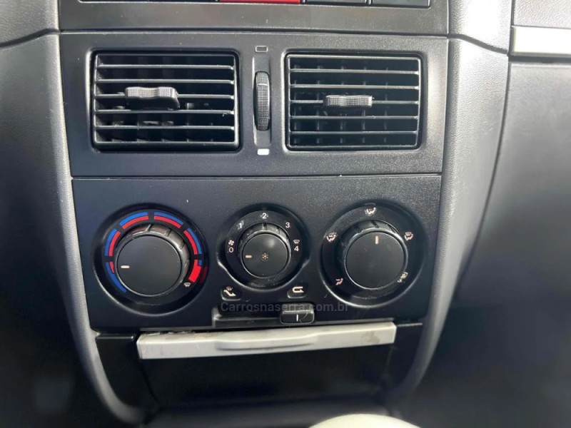 PALIO 1.3 MPI FIRE ELX 8V FLEX 4P MANUAL - 2004 - BRAçO DO NORTE