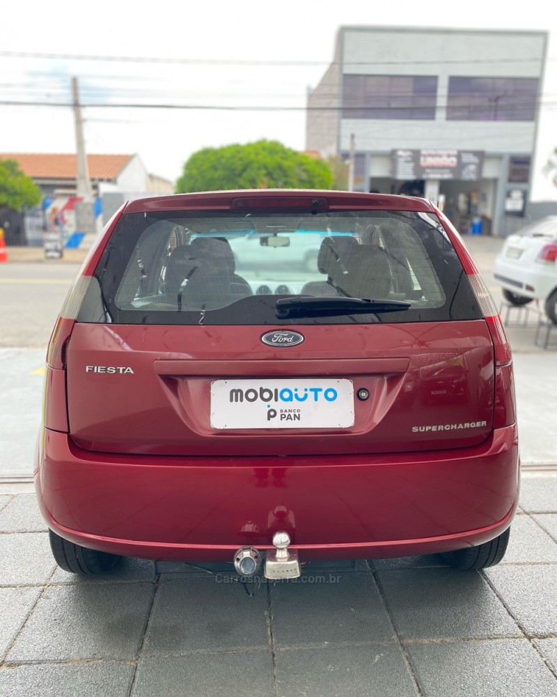 FIESTA 1.0 MPI SUPERCHARGER 8V GASOLINA 4P MANUAL - 2003 - BRAçO DO NORTE
