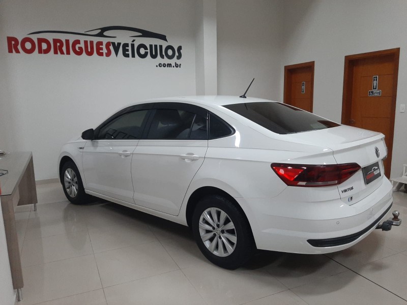 VIRTUS 1.6 MSI FLEX 4P AUTOMÁTICO - 2019 - CAXIAS DO SUL