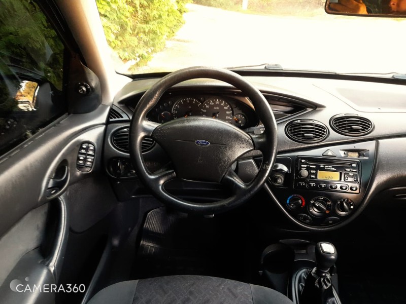 FOCUS 2.0 FC 16V GASOLINA 4P MANUAL - 2003 - FARROUPILHA