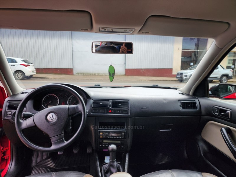 GOLF 1.6 MI SPORTLINE 8V FLEX 4P MANUAL - 2009 - VACARIA