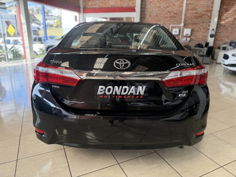 COROLLA 2.0 XEI 16V FLEX 4P AUTOMÁTICO - 2016 - FARROUPILHA