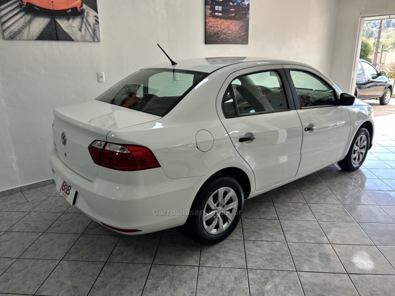 VOYAGE 1.0 MI TRENDLINE 8V FLEX 4P MANUAL - 2022 - NOVA PRATA