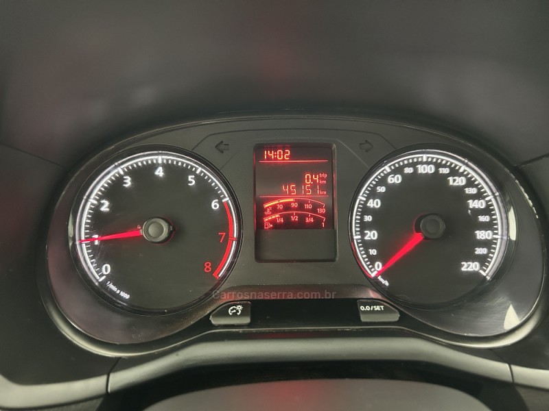 VOYAGE 1.0 MI TRENDLINE 8V FLEX 4P MANUAL - 2022 - NOVA PRATA