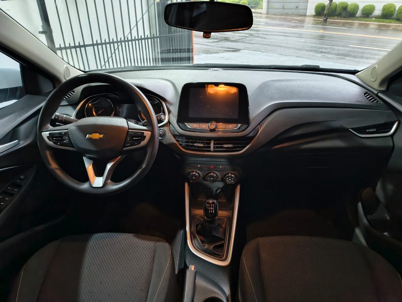 ONIX 1.0 LTZ 12V TURBO FLEX 4P MANUAL - 2022 - CAXIAS DO SUL