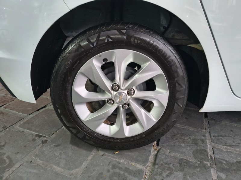 ONIX 1.0 LTZ 12V TURBO FLEX 4P MANUAL - 2022 - CAXIAS DO SUL