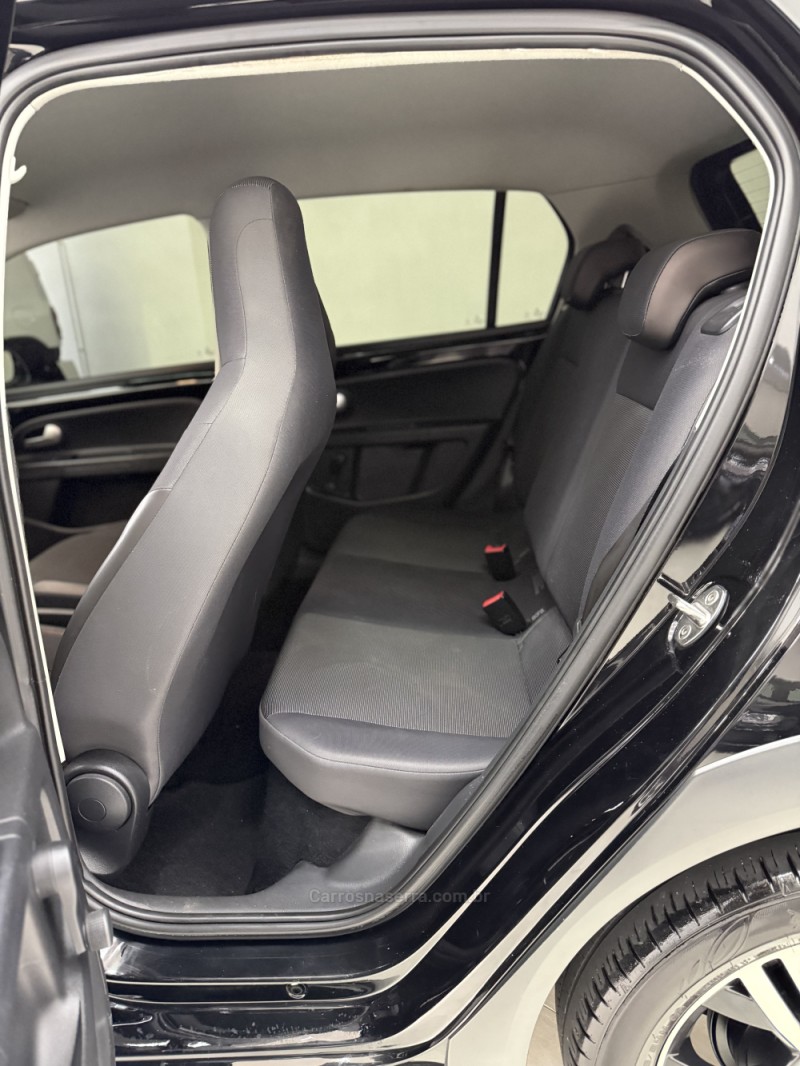 UP 1.0 TSI XTREME UP 12V FLEX 4P MANUAL - 2021 - BENTO GONçALVES