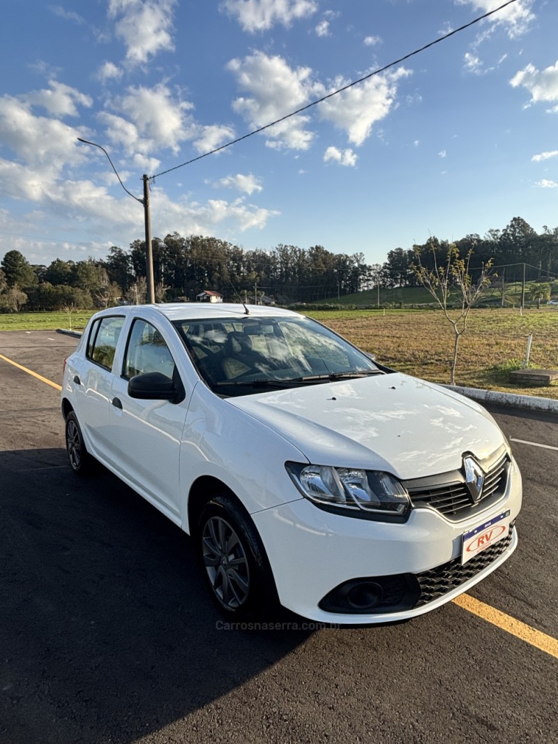 SANDERO 1.0 AUTHENTIQUE 12V FLEX 4P MANUAL - 2019 - CARLOS BARBOSA