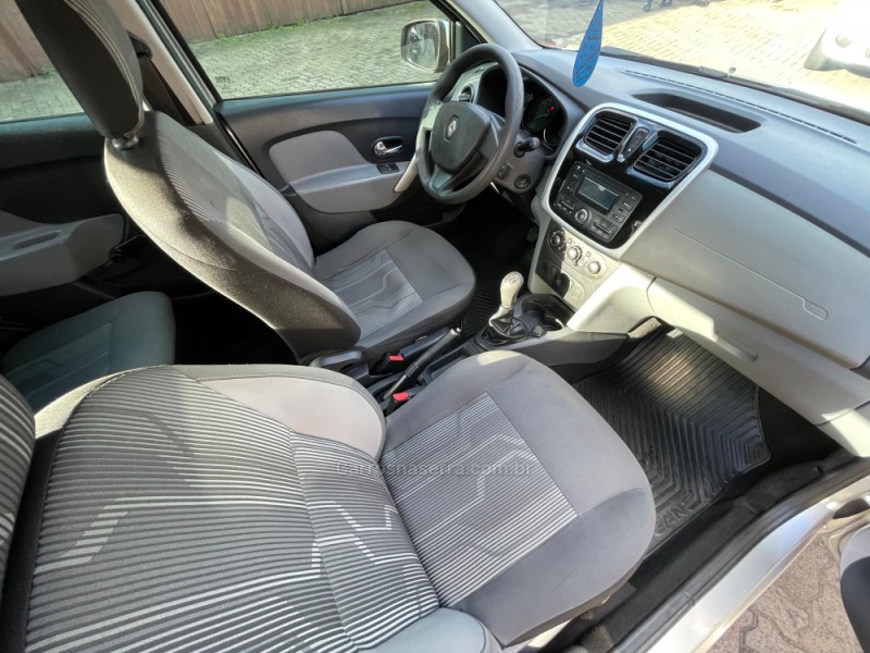 LOGAN 1.0 EXPRESSION 12V FLEX 4P MANUAL - 2015 - CAMPO BOM
