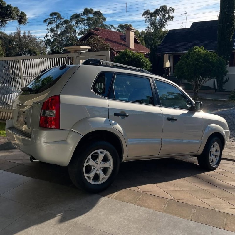 TUCSON 2.0 MPFI GL 16V 142CV 2WD GASOLINA 4P MANUAL - 2012 - NOVA PETRóPOLIS