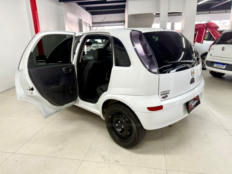 CORSA 1.4 MPFI MAXX 8V FLEX 4P MANUAL - 2011 - CAXIAS DO SUL