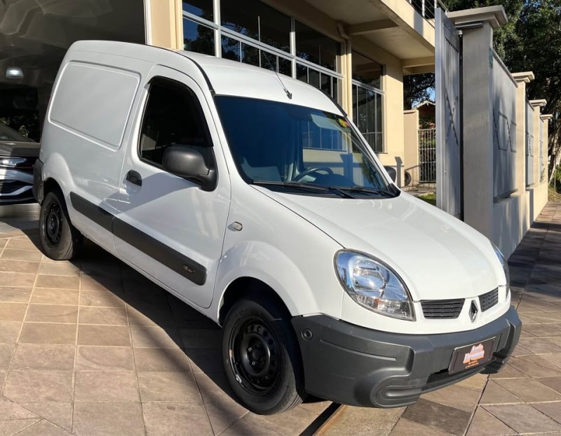KANGOO 1.6 EXPRESS 16V FLEX 4P MANUAL - 2014 - NOVA PETRóPOLIS