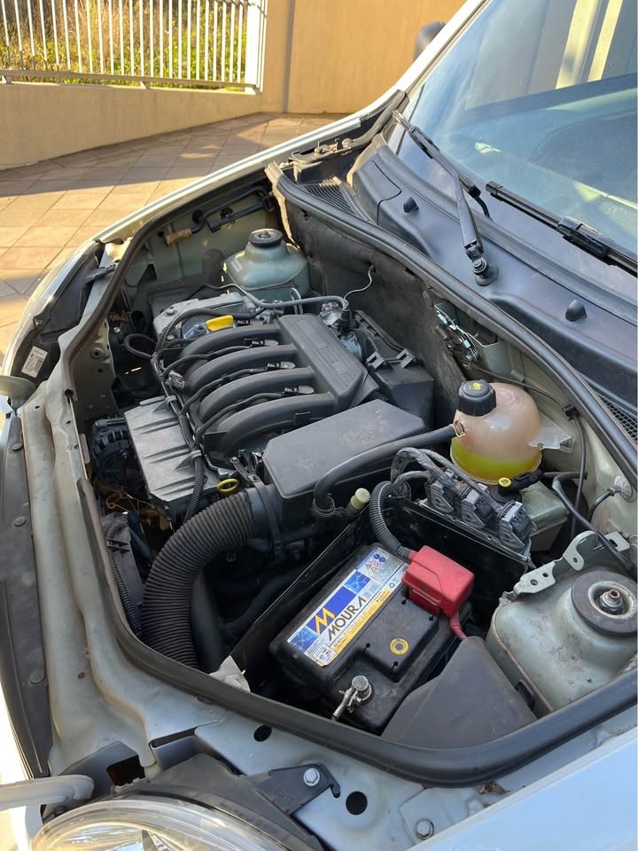 KANGOO 1.6 EXPRESS 16V FLEX 4P MANUAL - 2014 - NOVA PETRóPOLIS