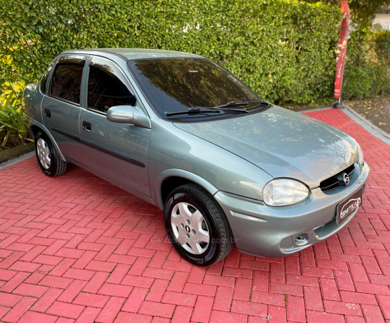 CORSA 1.0 MPFI CLASSIC SEDAN LIFE 8V FLEX 4P MANUAL - 2003 - ROLANTE
