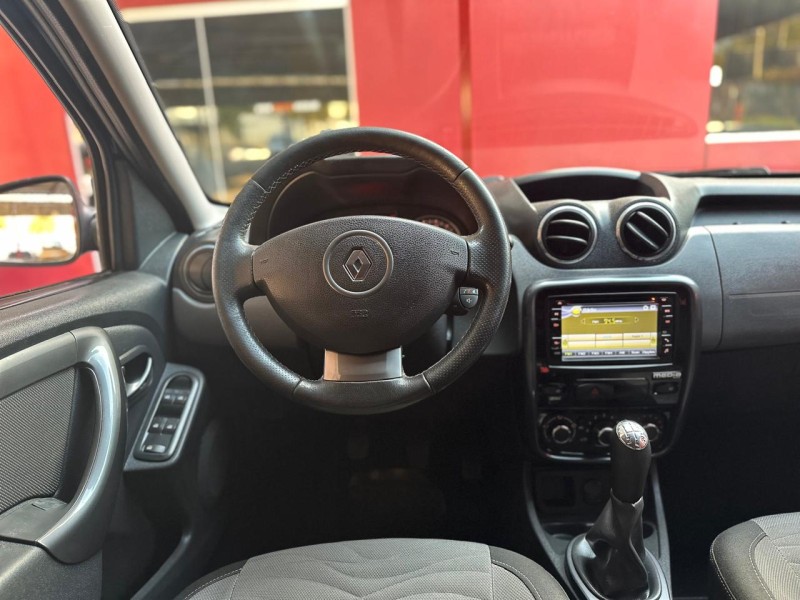 DUSTER 1.6 DYNAMIQUE 4X2 16V FLEX 4P MANUAL - 2015 - CAXIAS DO SUL