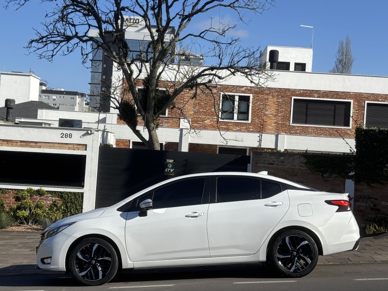 VERSA 1.6 EXCLUSIVE 16V FLEX 4P AUTOMÁTICO - 2025 - FARROUPILHA