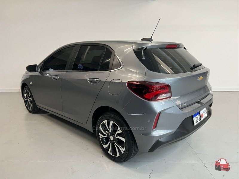 ONIX 1.0 PREMIER II 12V TURBO FLEX 4P AUTOMÁTICO - 2023 - CAXIAS DO SUL