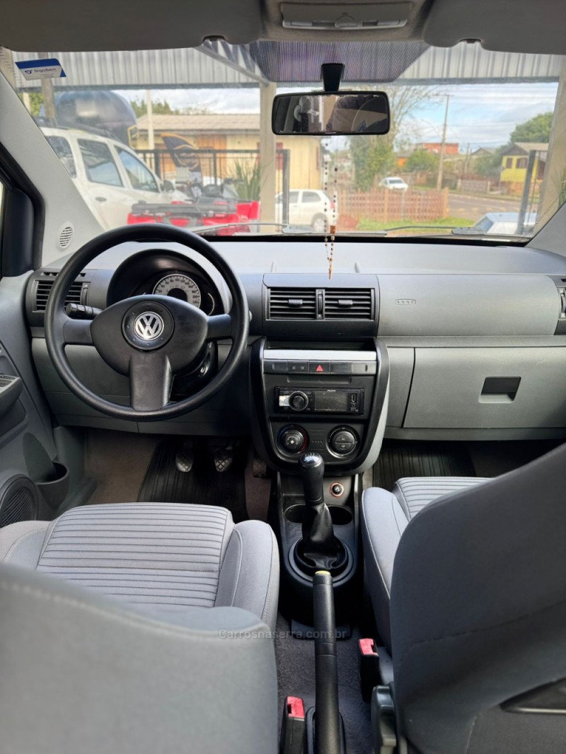 SPACEFOX 1.6 MI 8V FLEX 4P MANUAL - 2010 - MONTENEGRO