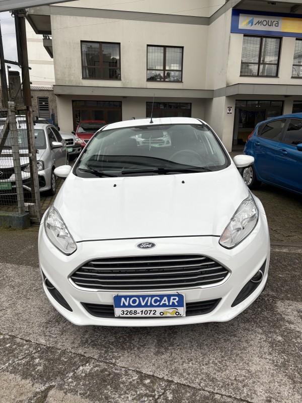 FIESTA 1.5 SE HATCH 16V FLEX 4P MANUAL - 2015 - FARROUPILHA