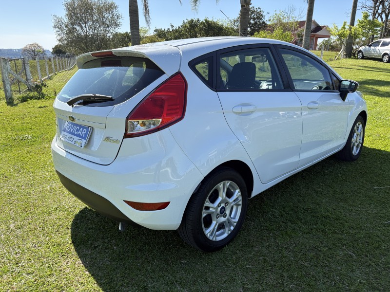 FIESTA 1.5 SE HATCH 16V FLEX 4P MANUAL - 2015 - FARROUPILHA
