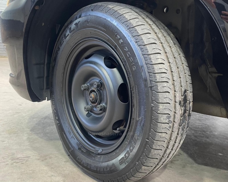 CELTA 1.0 MPFI LT 8V FLEX 4P MANUAL - 2012 - VACARIA