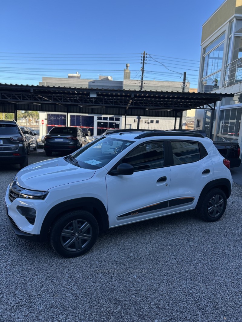 KWID 1.0 12V SCE FLEX ZEN MANUAL - 2024 - CARAZINHO