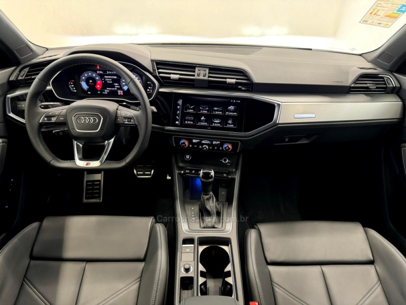 Q3 2.0 TFSI PERFORMANCE BLACK QUATTRO GASOLINA 4P AUTOMÁTICO - 2024 - CASCA