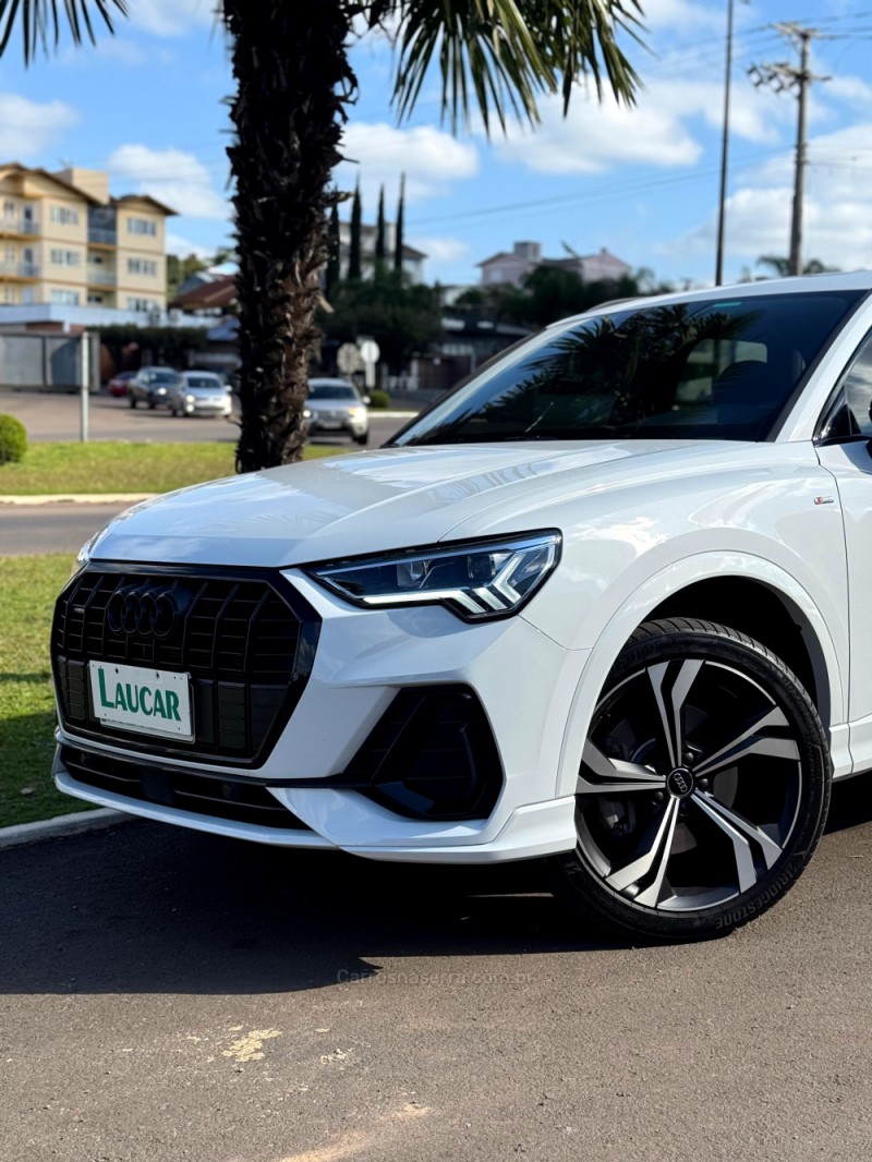 Q3 2.0 TFSI PERFORMANCE BLACK QUATTRO GASOLINA 4P AUTOMÁTICO - 2024 - CASCA