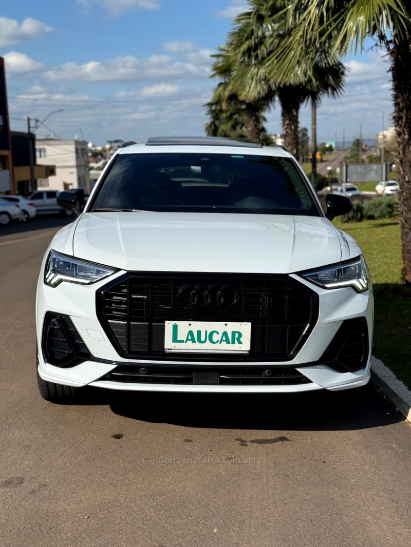 Q3 2.0 TFSI PERFORMANCE BLACK QUATTRO GASOLINA 4P AUTOMÁTICO - 2024 - CASCA