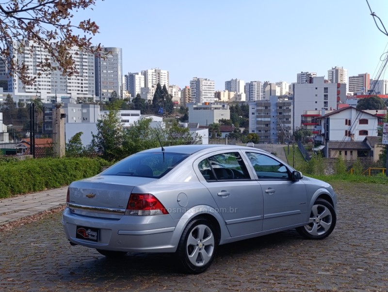 VECTRA 2.0 MPFI EXPRESSION 8V 140CV FLEX 4P MANUAL - 2010 - CAXIAS DO SUL
