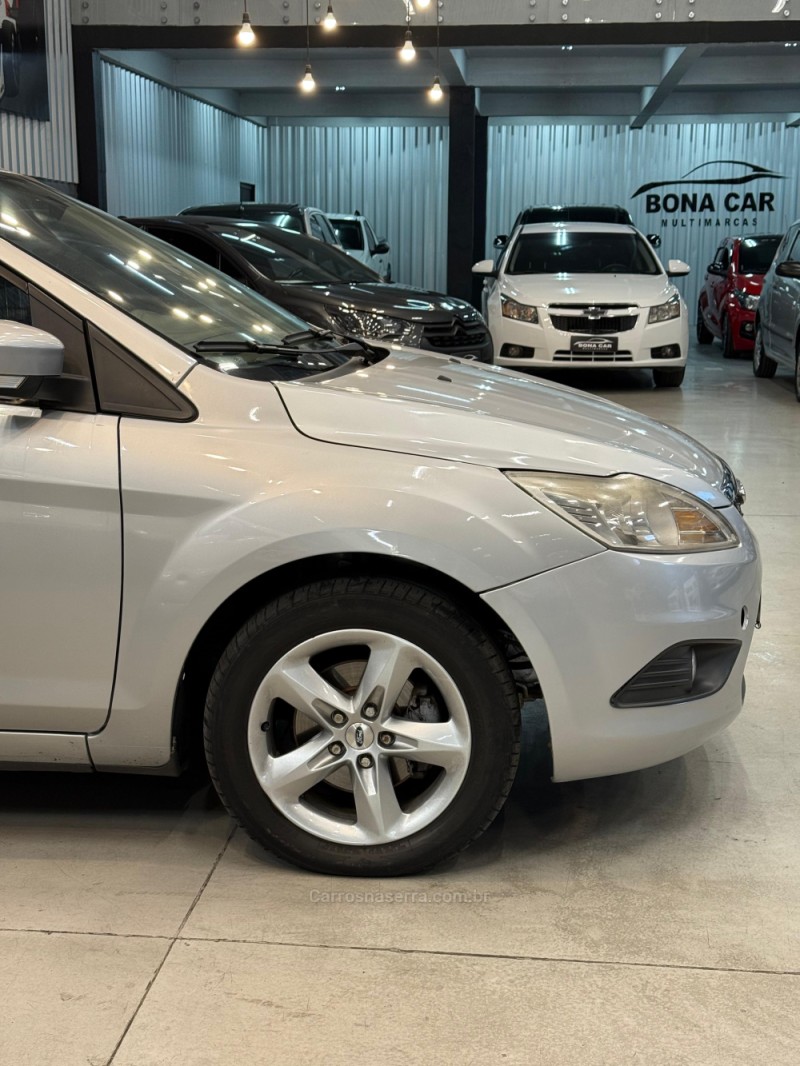 FOCUS 2.0 GLX 16V FLEX 4P MANUAL - 2010 - CAXIAS DO SUL