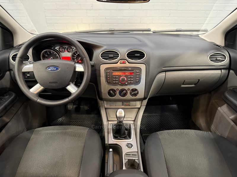 FOCUS 2.0 GLX 16V FLEX 4P MANUAL - 2010 - CAXIAS DO SUL