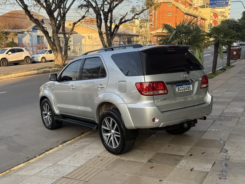 HILUX SW4 3.0 SRV 4X4 16V TURBO INTERCOOLER DIESEL 4P AUTOMÁTICO - 2006 - FARROUPILHA