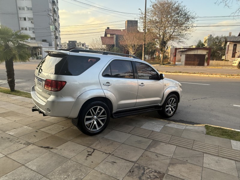 HILUX SW4 3.0 SRV 4X4 16V TURBO INTERCOOLER DIESEL 4P AUTOMÁTICO - 2006 - FARROUPILHA