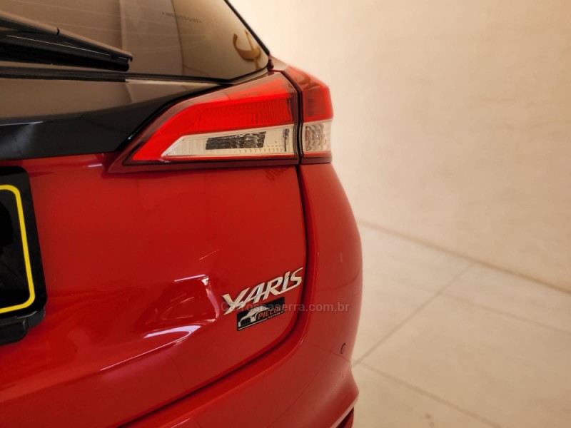 YARIS 1.3 XL LIVE 16V FLEX 4P MANUAL - 2021 - CANELA