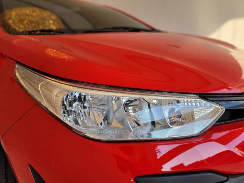 YARIS 1.3 XL LIVE 16V FLEX 4P MANUAL - 2021 - CANELA