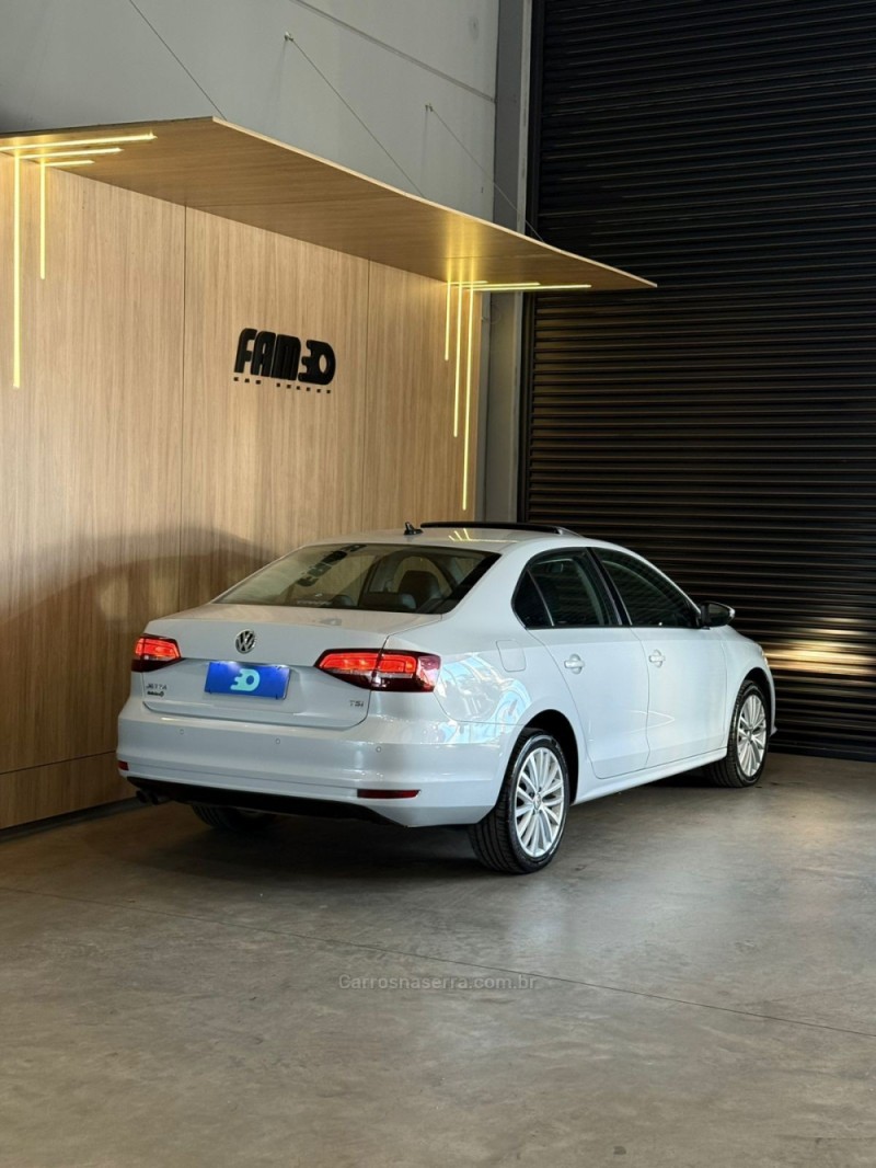 JETTA 1.4 16V TSI COMFORTLINE FLEX 4P TIPTRONIC - 2018 - LAJEADO