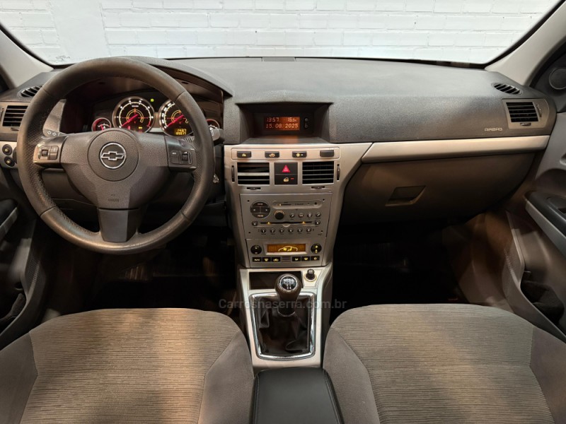 VECTRA 2.0 MPFI ELEGANCE 8V FLEX 4P MANUAL - 2009 - CAXIAS DO SUL