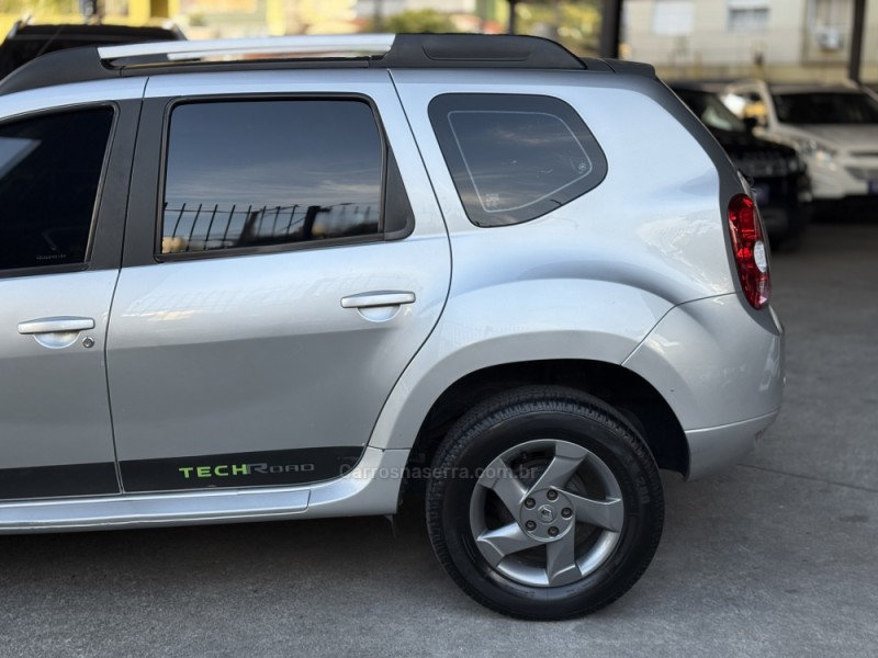DUSTER 2.0 TECH ROAD 4X2 16V FLEX 4P AUTOMÁTICO - 2013 - CAXIAS DO SUL