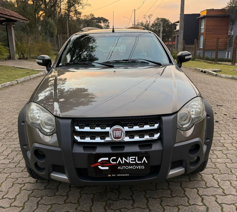 PALIO 1.8 MPI ADVENTURE LOCKER WEEKEND 16V FLEX 4P MANUAL - 2011 - CANELA