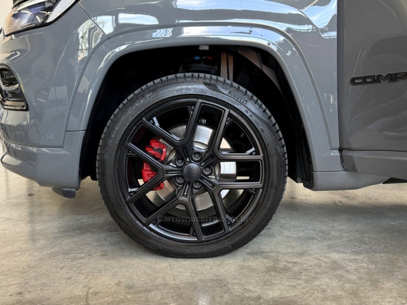 COMPASS 2.0 BLACKHAWK 4 TURBO GASOLINA 4P AUTOMÁTICO - 2025 - BENTO GONçALVES
