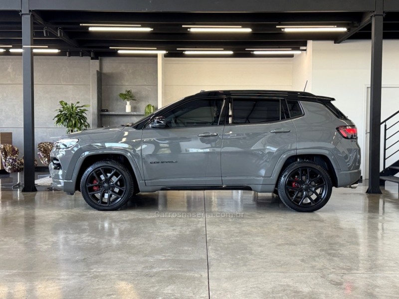 COMPASS 2.0 BLACKHAWK 4 TURBO GASOLINA 4P AUTOMÁTICO - 2025 - BENTO GONçALVES