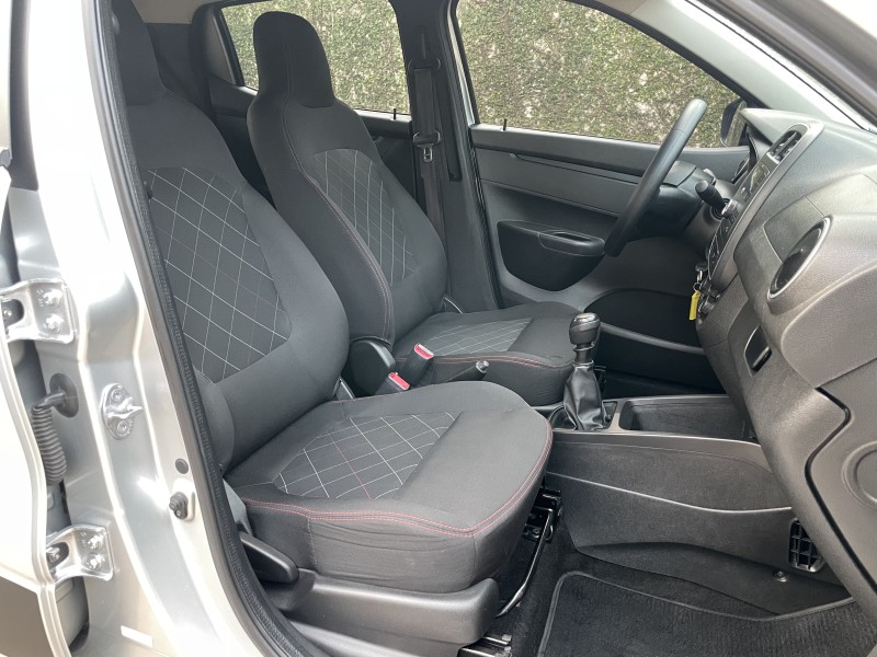 KWID 1.0 12V SCE FLEX ZEN MANUAL - 2018 - CAXIAS DO SUL