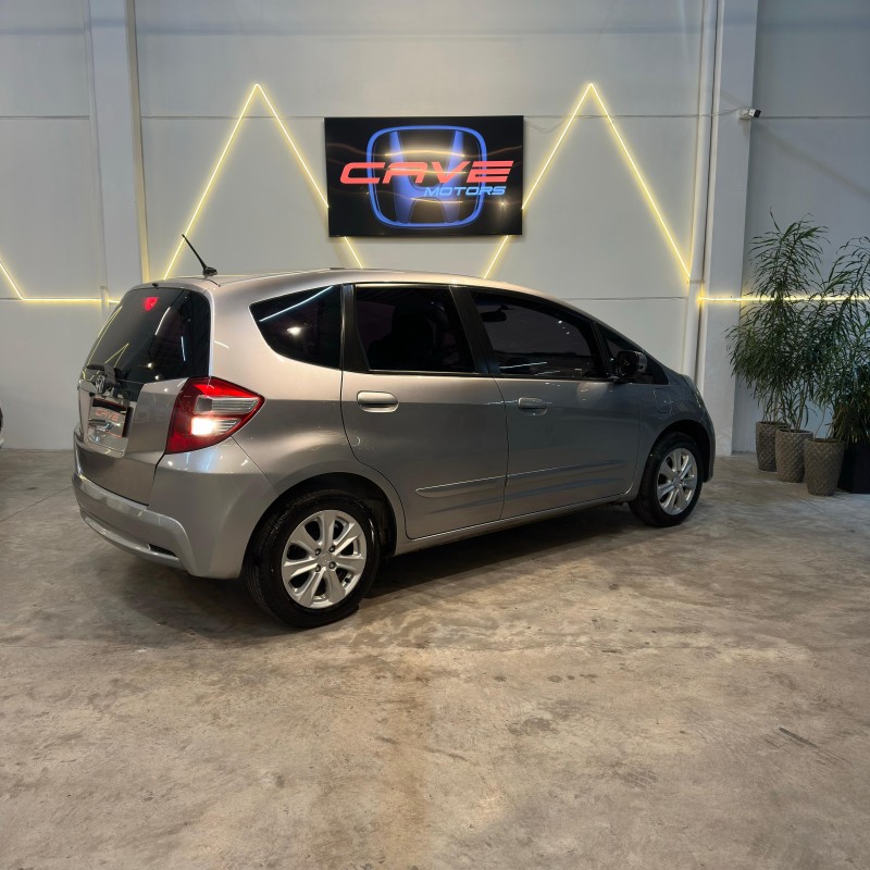 FIT 1.4 LX 16V FLEX 4P AUTOMÁTICO - 2013 - CAXIAS DO SUL