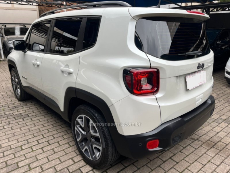 RENEGADE 1.8 16V FLEX LONGITUDE 4P AUTOMÁTICO - 2022 - BENTO GONçALVES